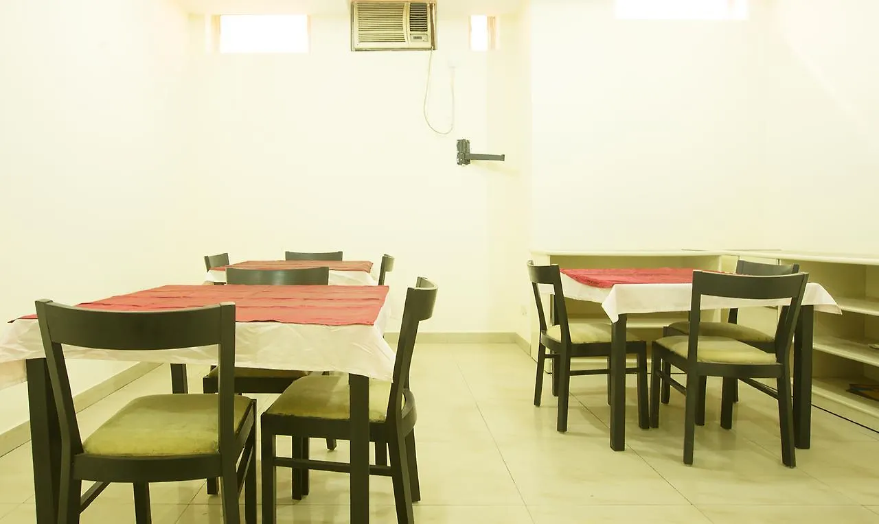 Treebo Neo Residency - Huda City Centre Gurgaon India