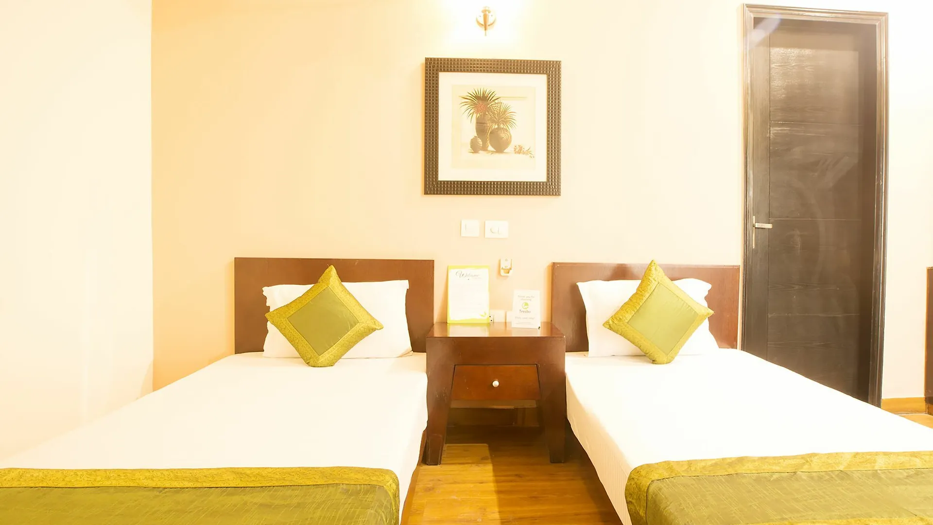 Treebo Neo Residency - Huda City Centre Gurgaon