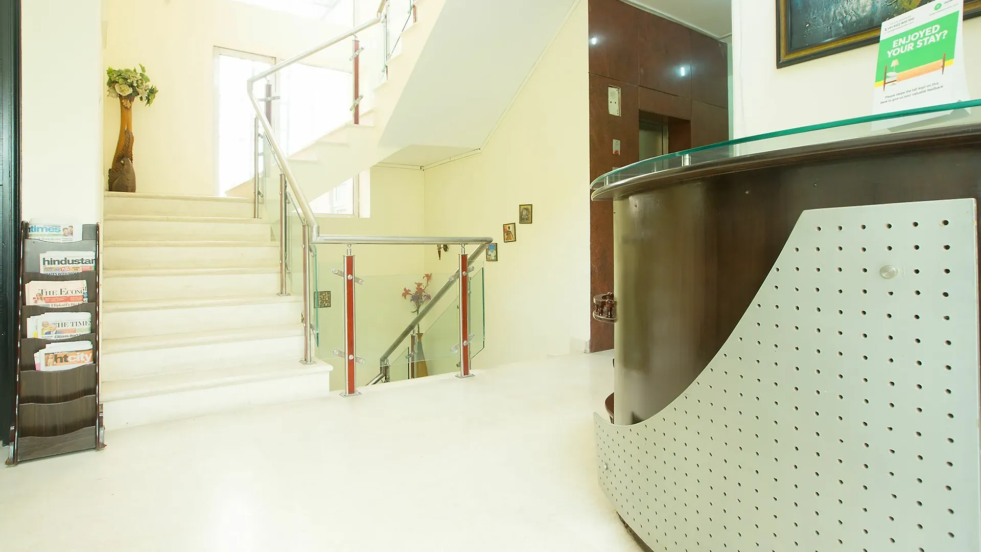 Treebo Neo Residency - Huda City Centre Gurgaon 3*,