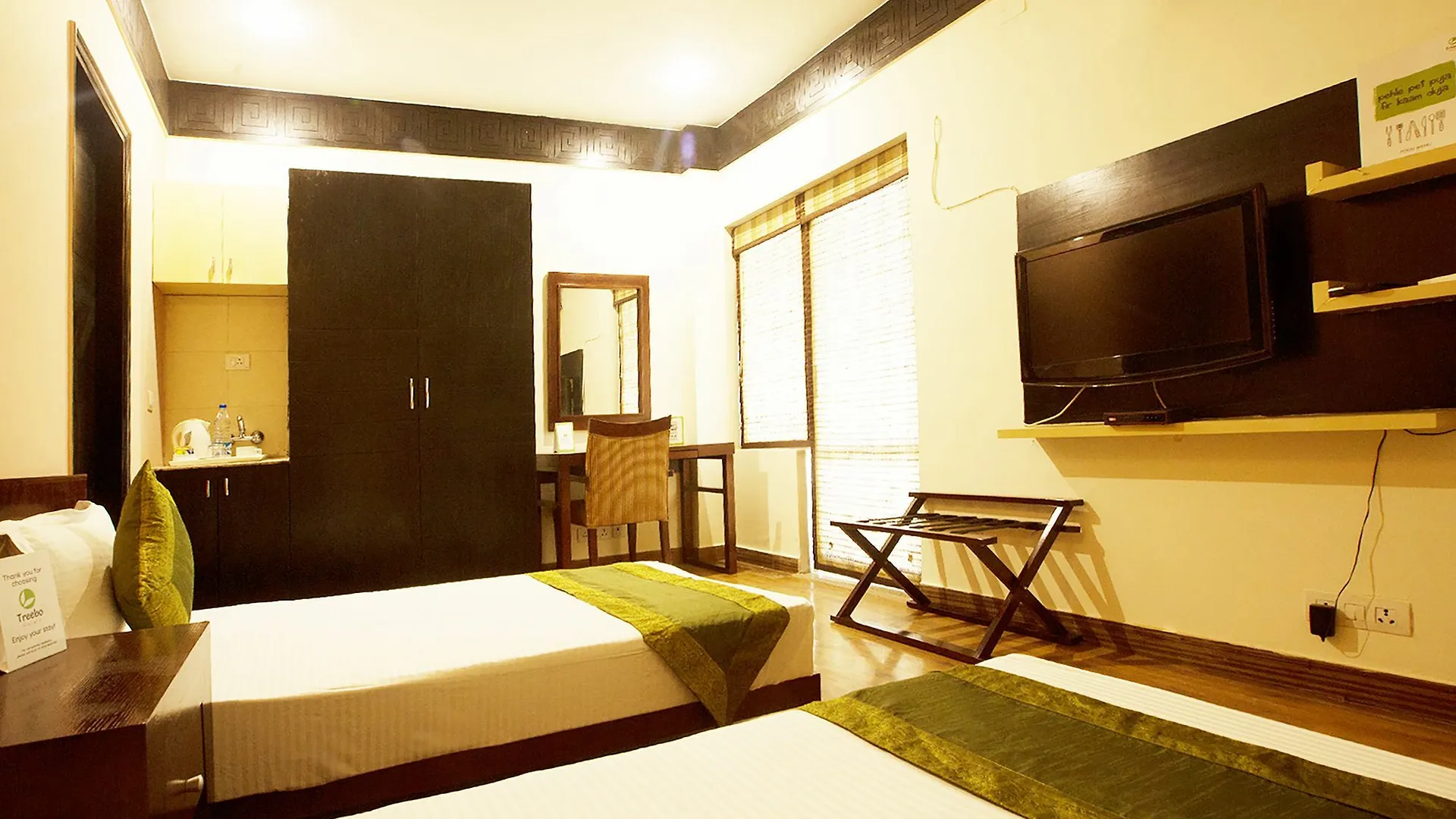 Treebo Neo Residency - Huda City Centre Gurgaon Hotel